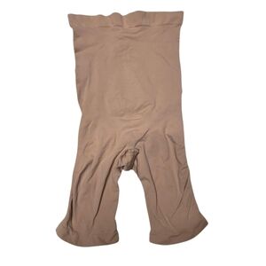 Skims Seamless Sculpting Body Shapewear Shaper Shorts Clay Tan Large NWOT